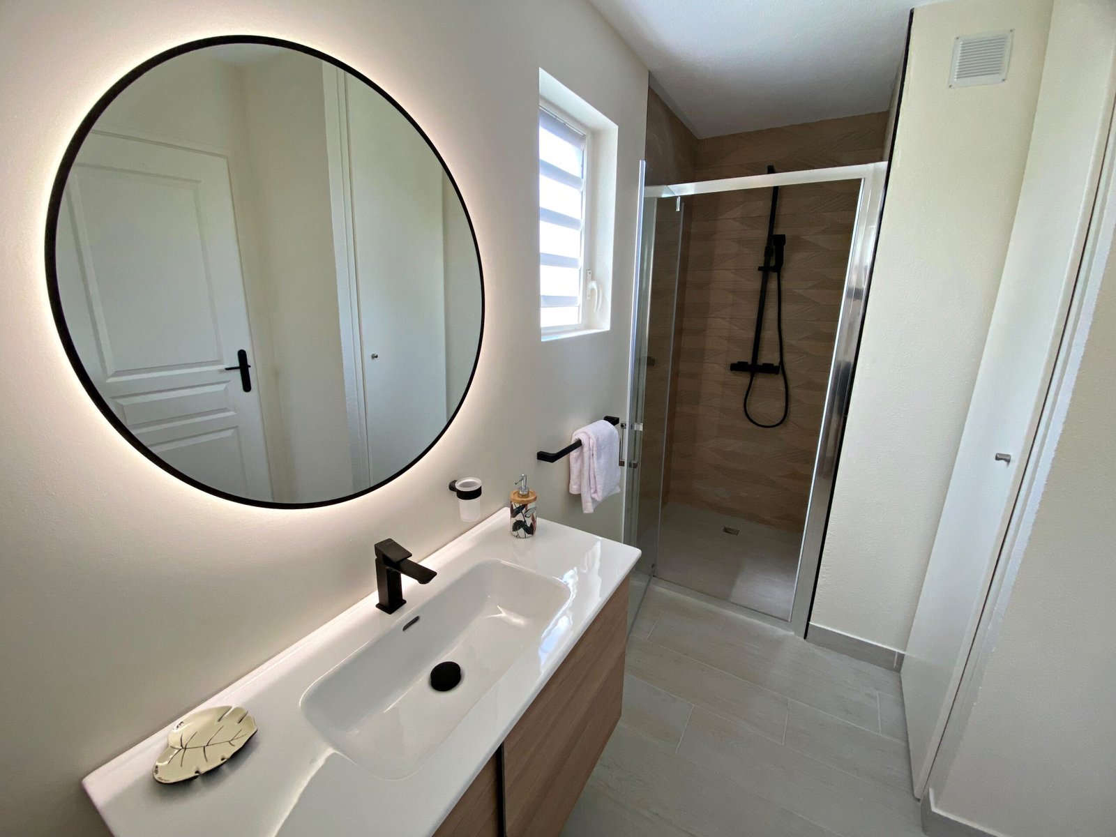 Salle de bain moderne